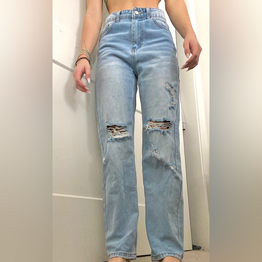 Shein Light wash mid rise baggy ripped mom jeans